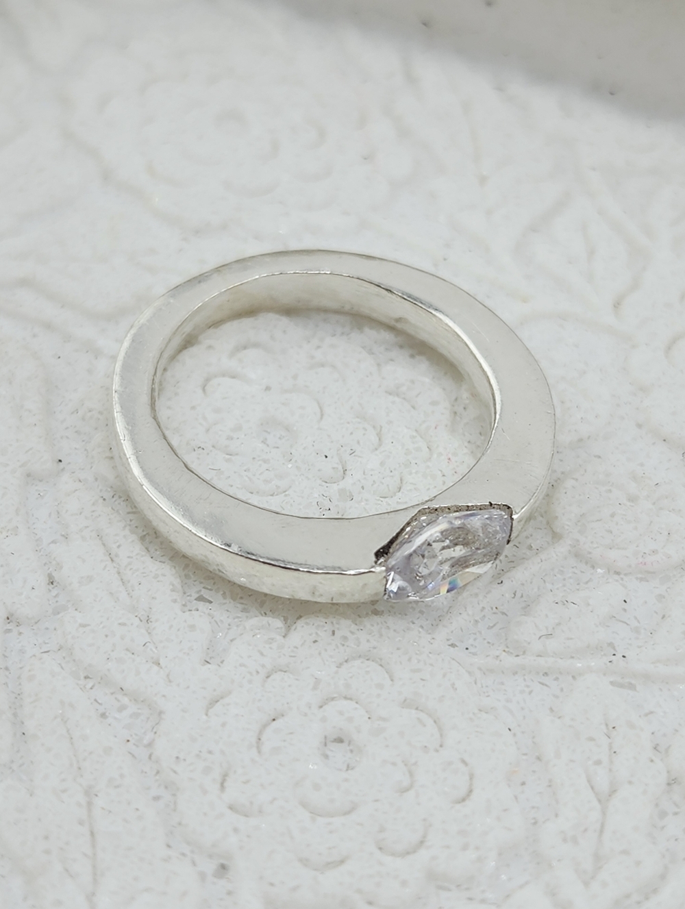 CUBIC ZIRCONIA PRESSURE RING HANDMADE STERLING SILVER SIZE7 - Picture 13 of 15